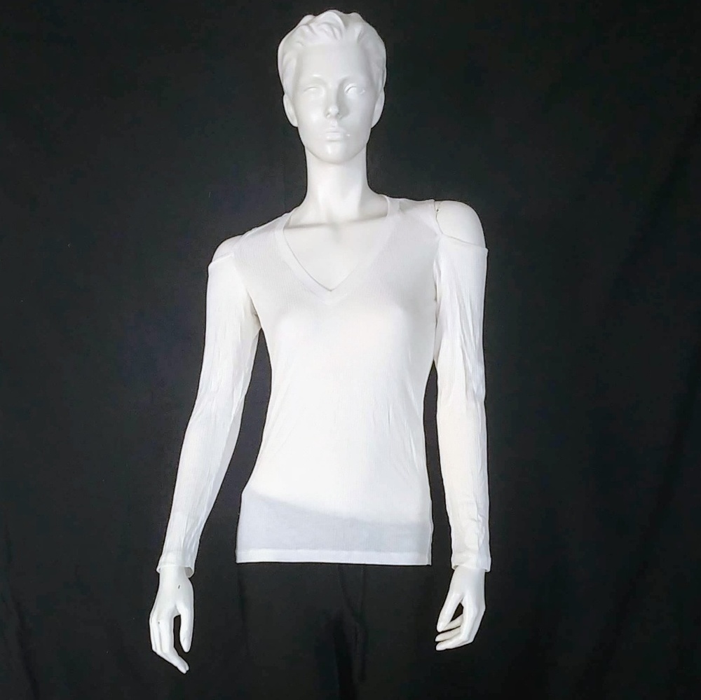 NWOT Monrow Classic Cold Shoulder Long Sleeve Tee